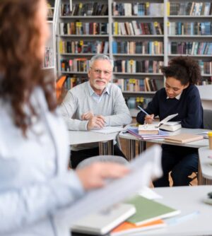 b2 prancūzų kalbos kursai suaugusiems grupėse